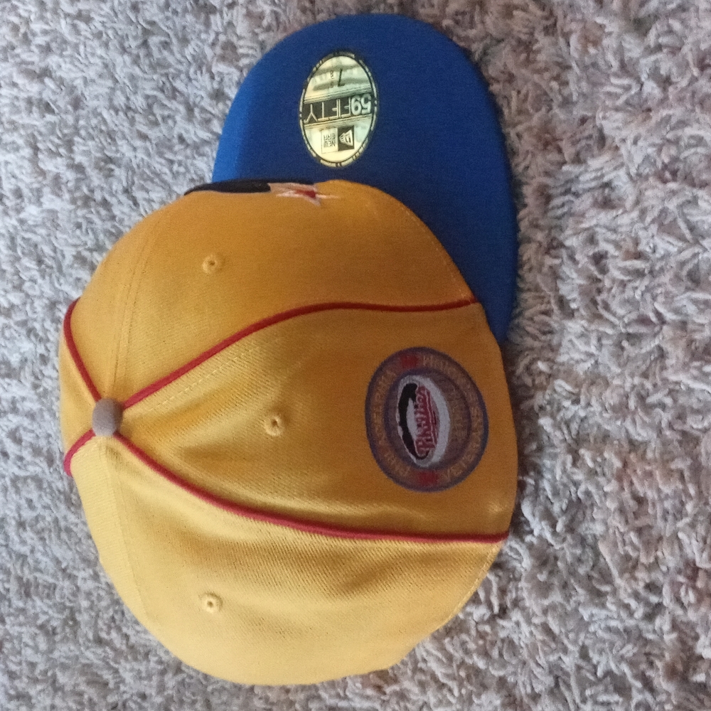 New Era Philadelphia Phillies fitted Cap - Picture 2 of 7